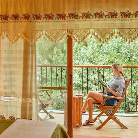 Pyramid Boutique * Kayakoy