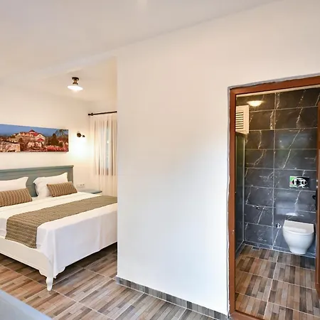 Pyramid Boutique ホテル