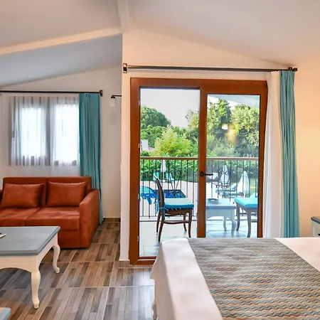 Pyramid Boutique Kayakoy