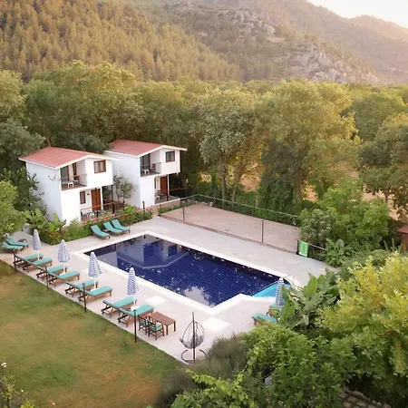 ホテル Pyramid Boutique Kayakoy