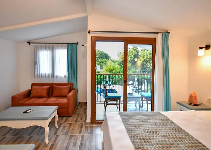 Pyramid Boutique Kayakoy